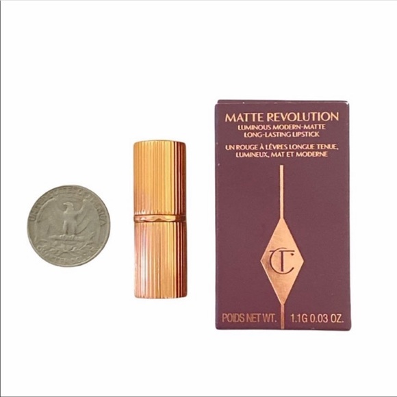 💋 Charlotte Tilbury Matte Revolution Lipstick - Pillow Talk 2 Medium - Picture 2 of 10